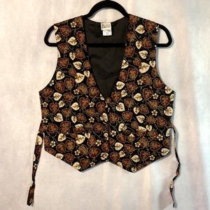 Halsey Collection Womens size Medium Vest with leaves‎ embossed